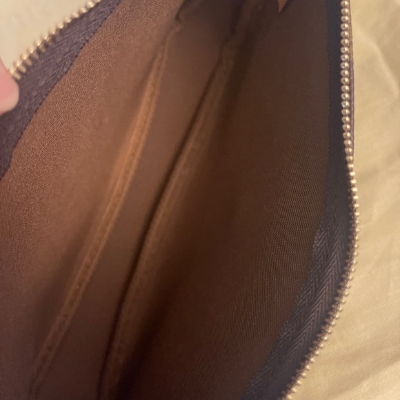 Louis Vuitton Pochette - Picture 8 of 11